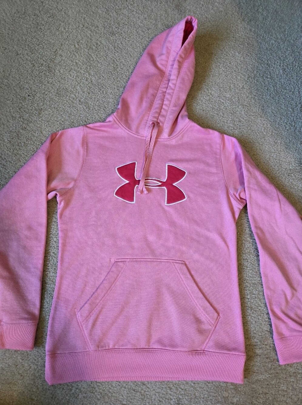 Under Armour Women's Light Pink Hoodie Size Medium